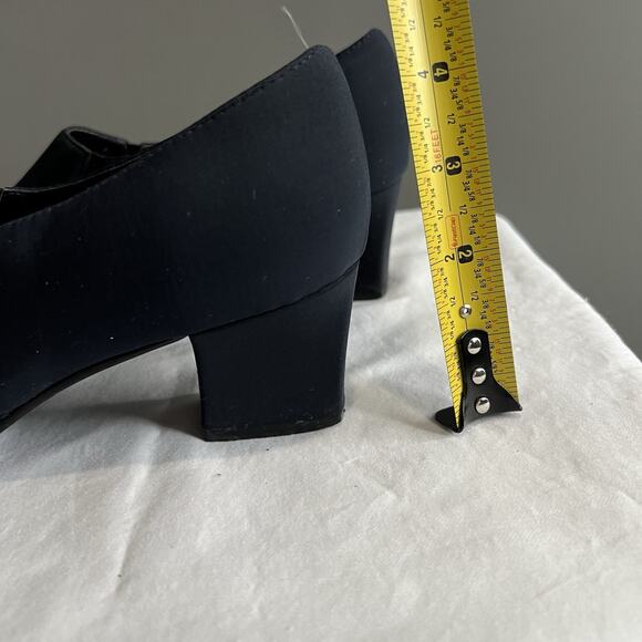 Karen Scott Riley Navy Blue Shoes Classic Heels Non skid sole - Picture 5 of 8